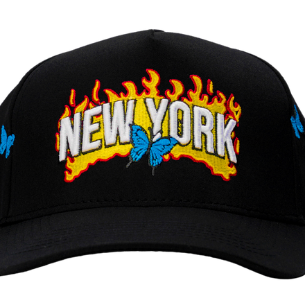 MADHOURS New York all-black snapback with raised embroidery